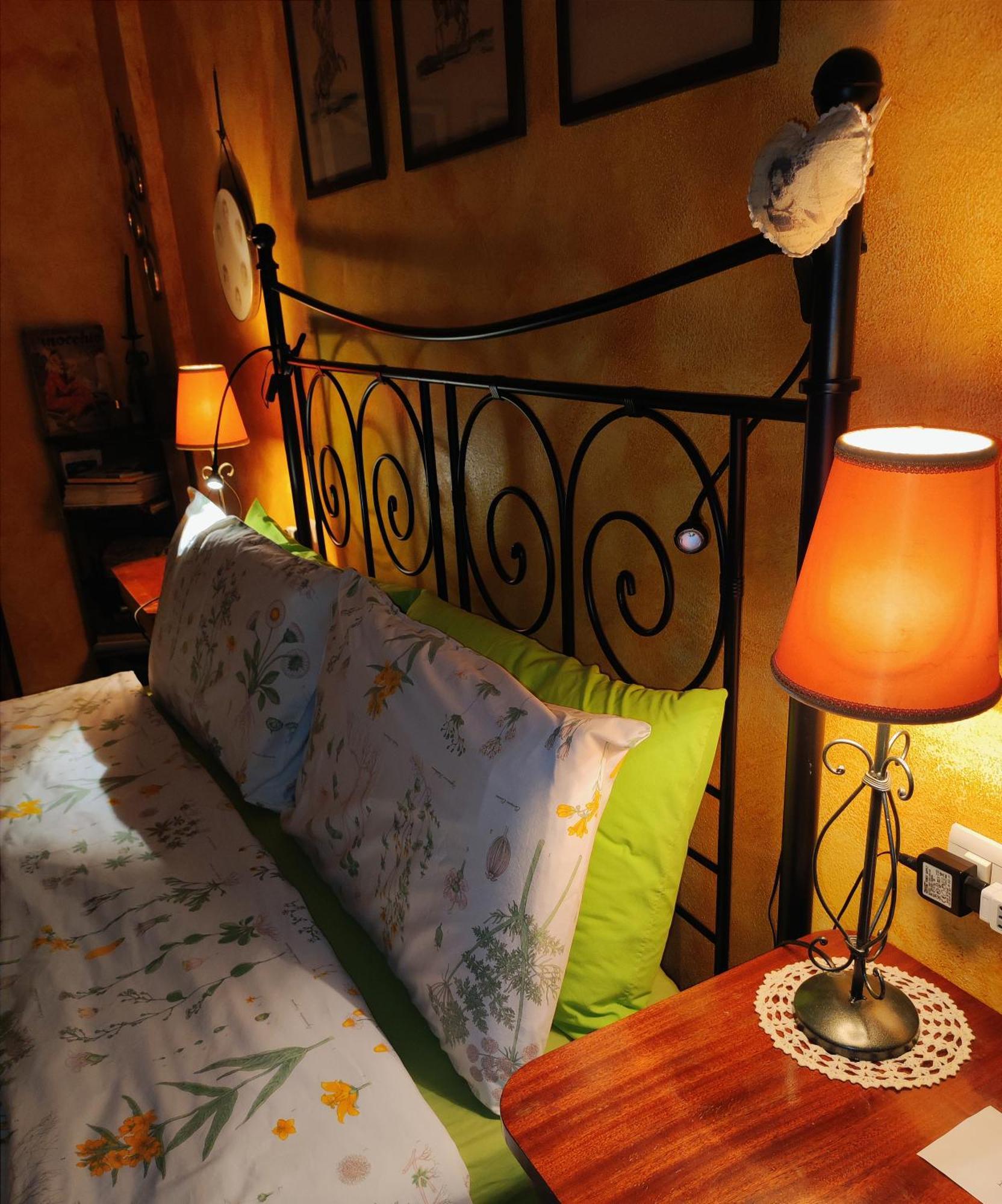 B&B Le Fate Del Lago เลียร์นา ภายนอก รูปภาพ
