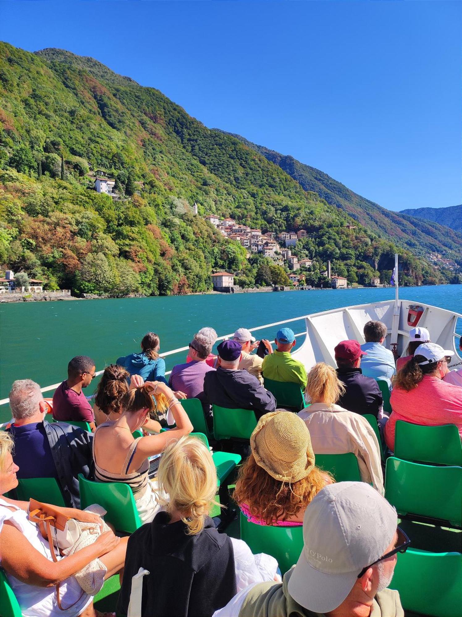 B&B Le Fate Del Lago เลียร์นา ภายนอก รูปภาพ